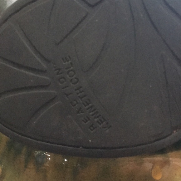 Kenneth Cole REACTION Boots - Picture 8 of 8